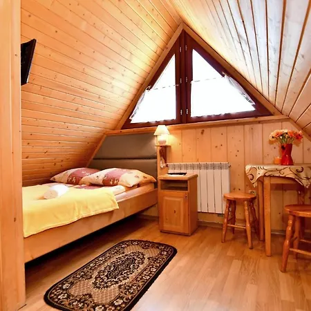 Quarto em Acomodações Particulares Goscinne Majerczyk *