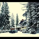 Pokoje Goscinne Majerczyk Zakopane -Widok Na Giewont 자코파네